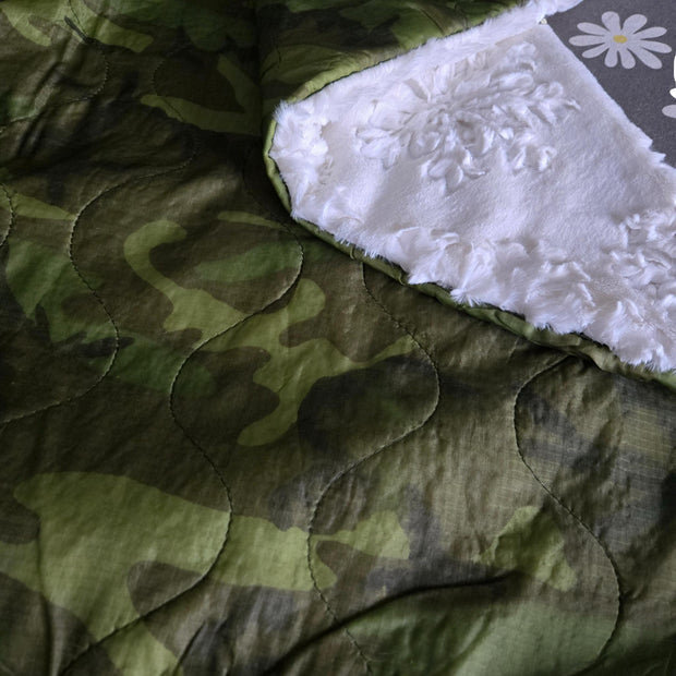 Woodland Camo Pattern Weighted Woobie Blanket with Snow White Snowflake Faux Fur