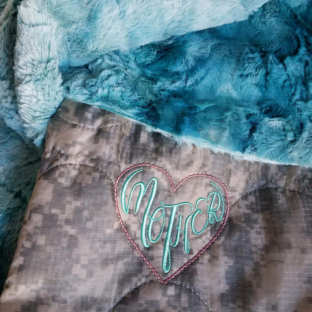 Mother's Day Heart ACU/UCP Camo Pattern Weighted Woobie Blanket with Emerald Green Faux Fur